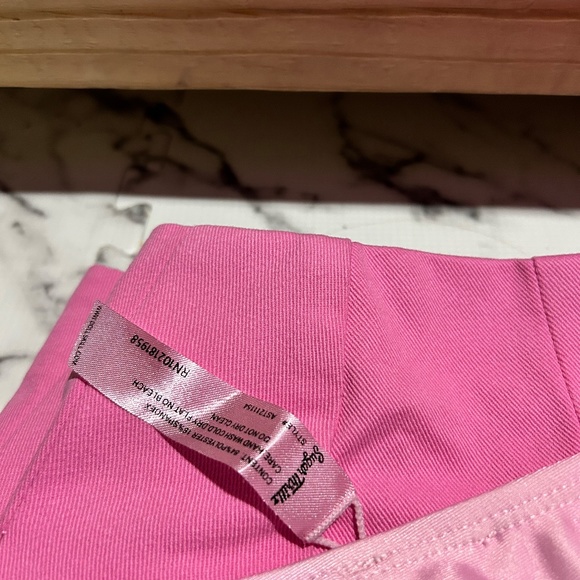 Dolls Kill Sugar Thrillz Shakin' It Pleated Skirt - Picture 6 of 6